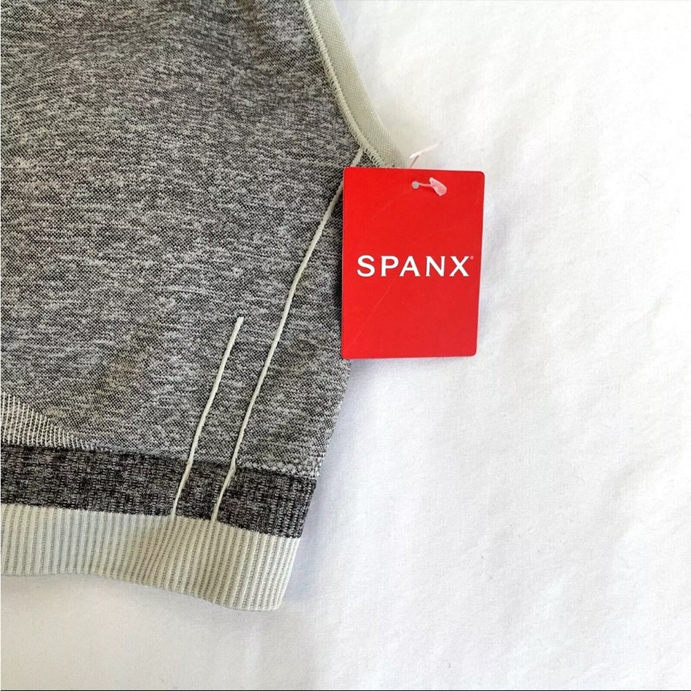 New Spanx Women’s Seamless Sculpt Sports Bra Spacedye Cloudy Grey Size Small NWT - Picture 2 of 5